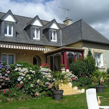 Les Hortensias Saint-Pierre-de-Plesguen Екстер'єр фото